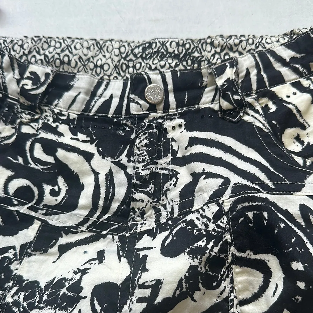 abstract print mini skirt