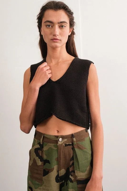 angela v neck crop sweater