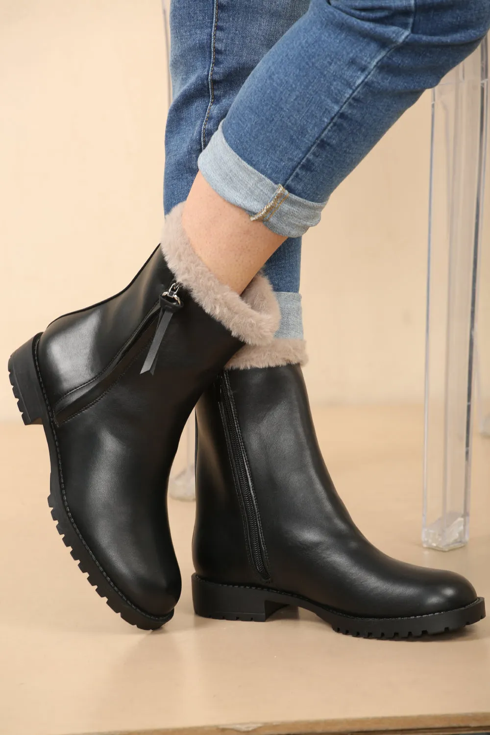 Black PU Fur Collar Ankle Boots