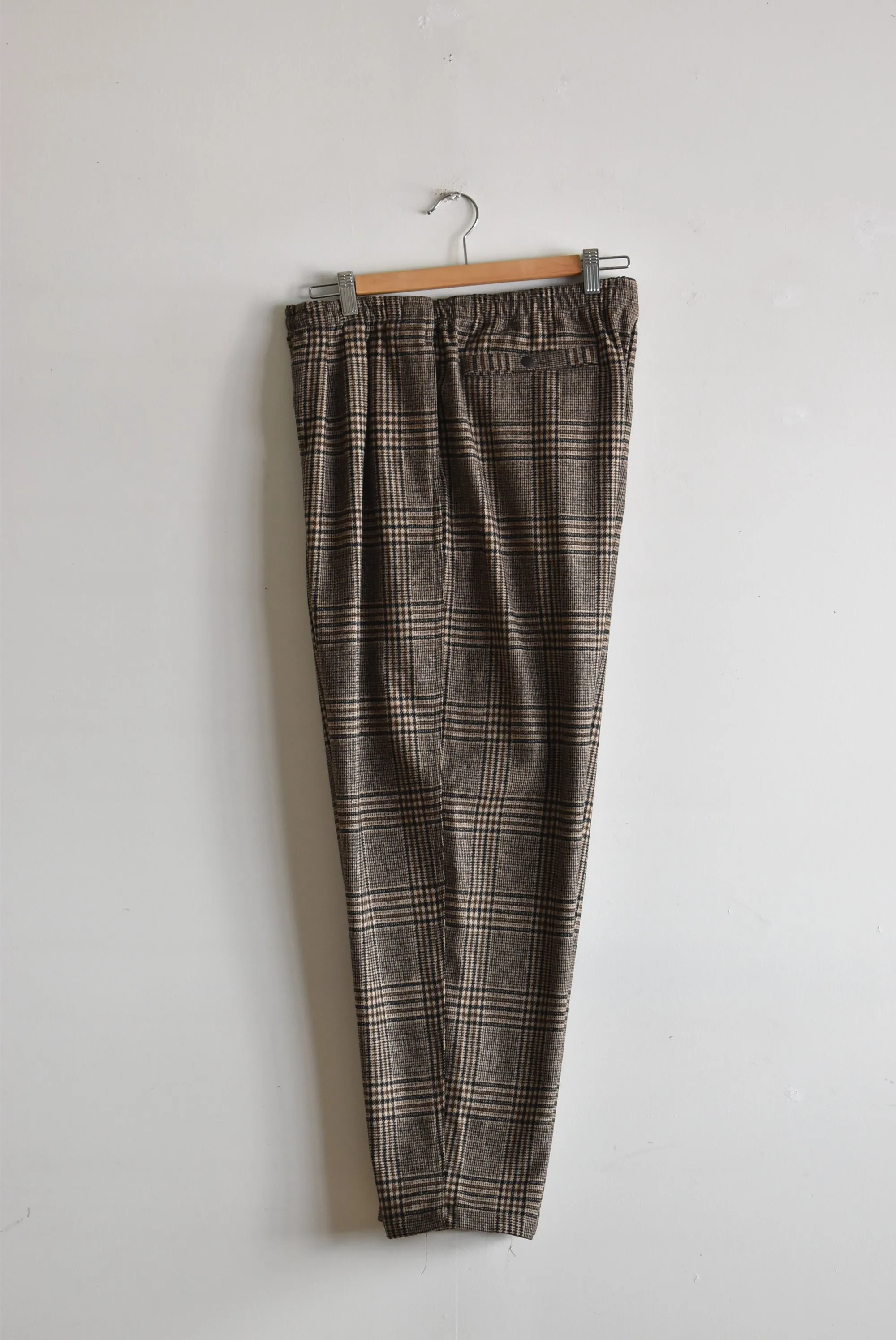 「BURLAP OUTFITTER」track pants WP -black-