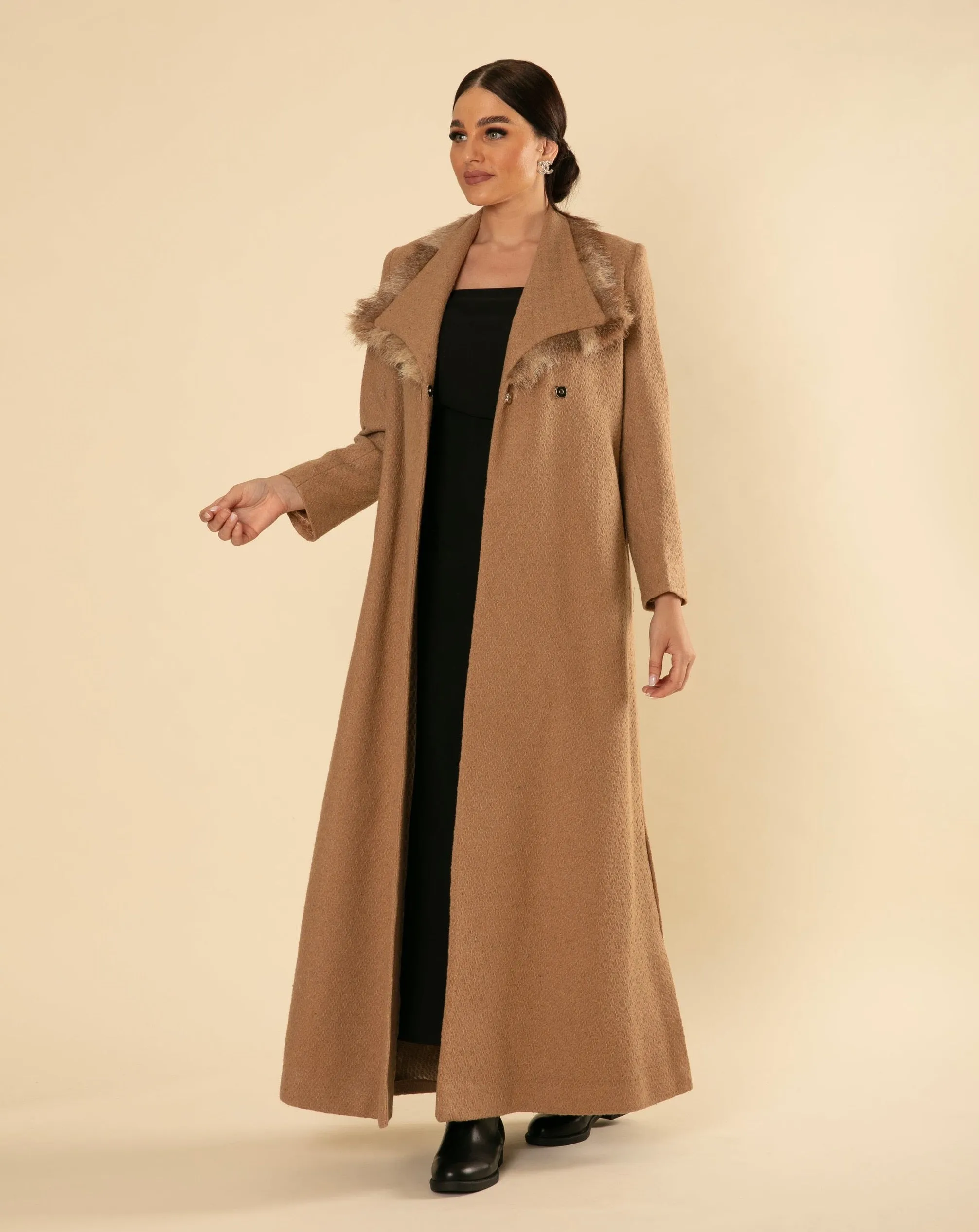 CAMEL CLASSY COAT WITH FUR COLLAR