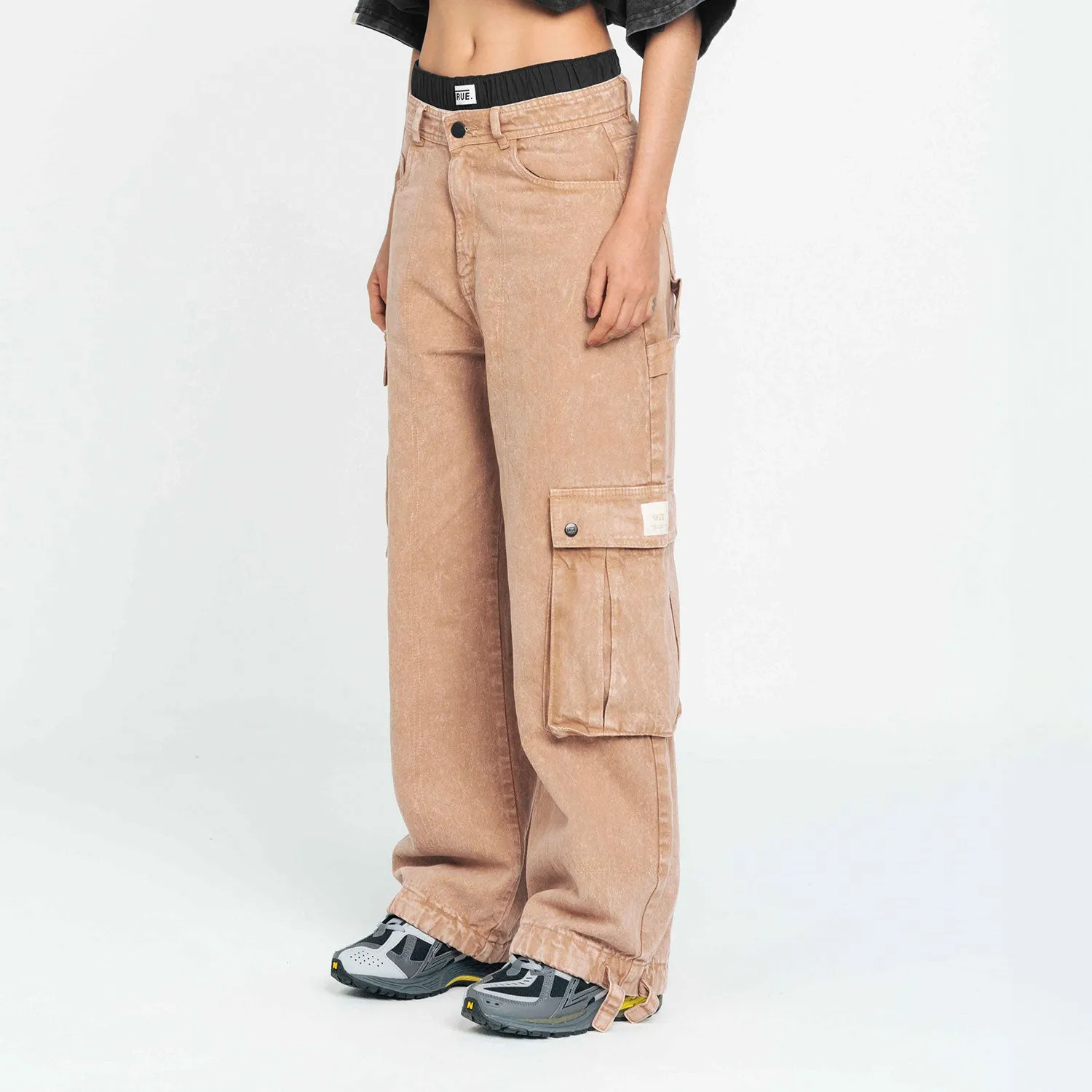 Cargo Multi-Pocket Pants - Washed Camel