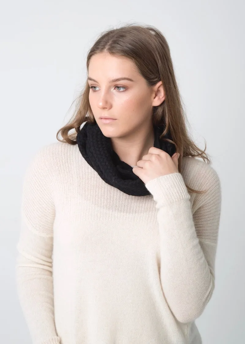 COCO Neckwarmer - Stone