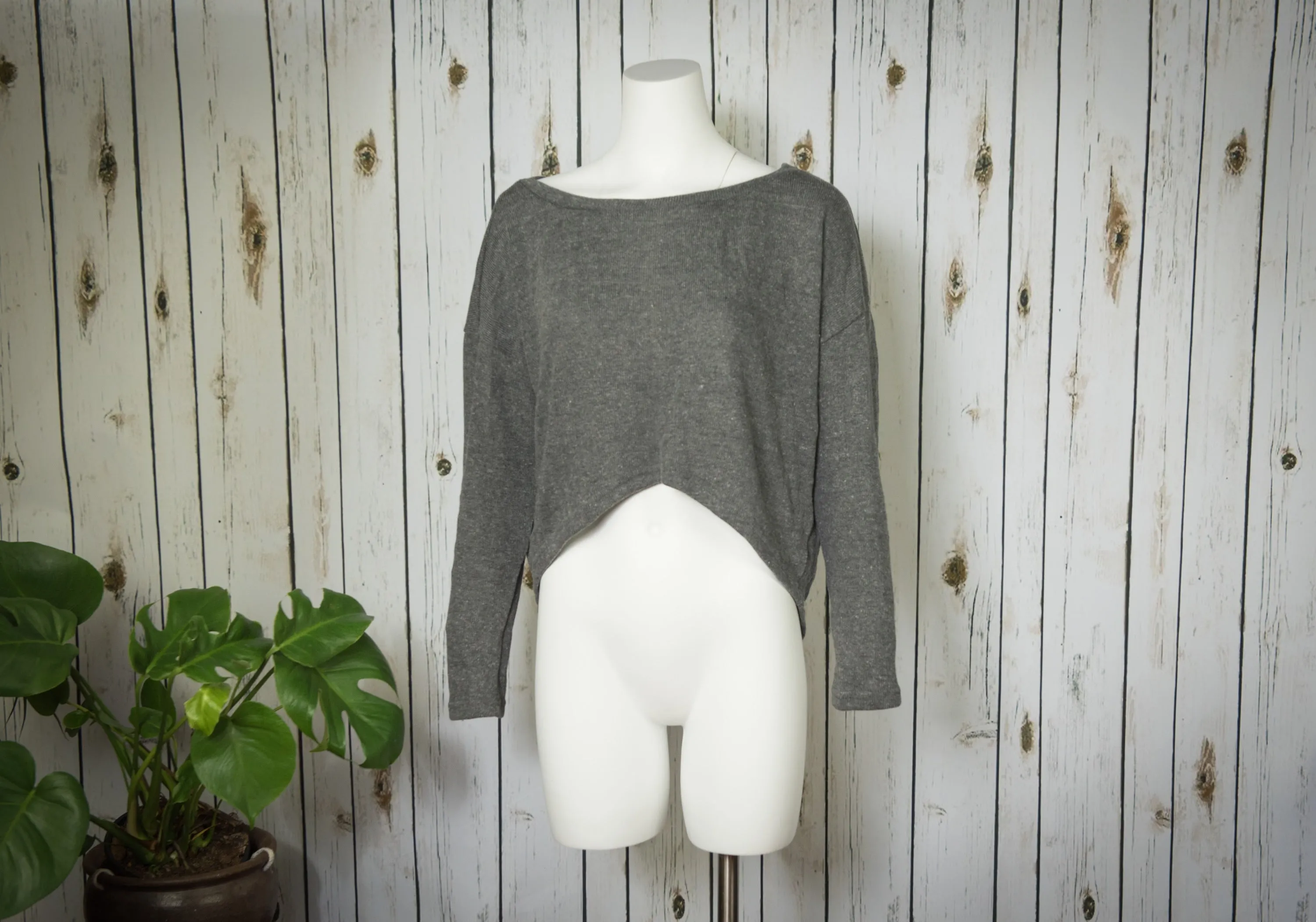 Crop Jumper - Grey