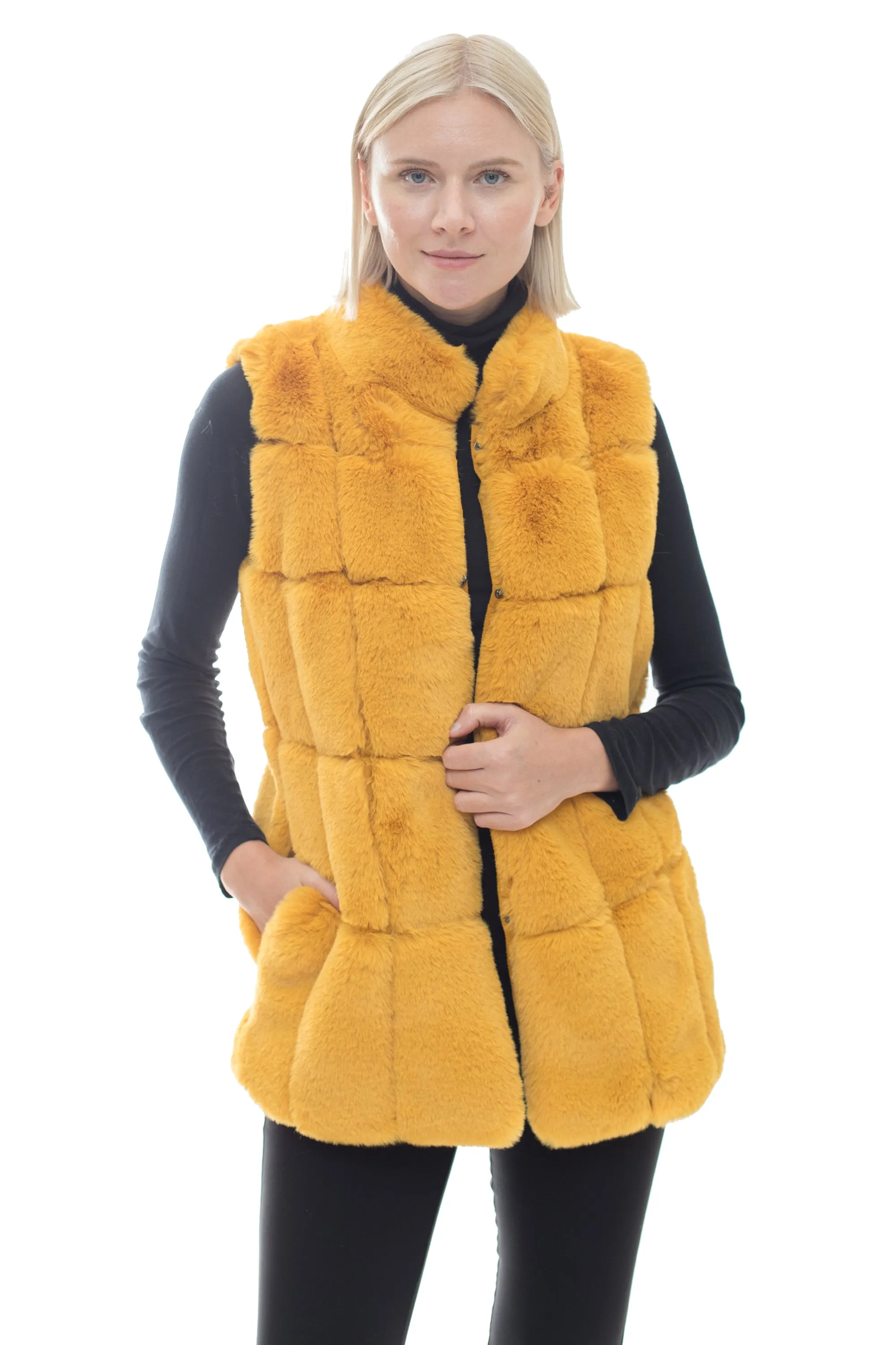 DUDINKA- Oversized faux fur vest