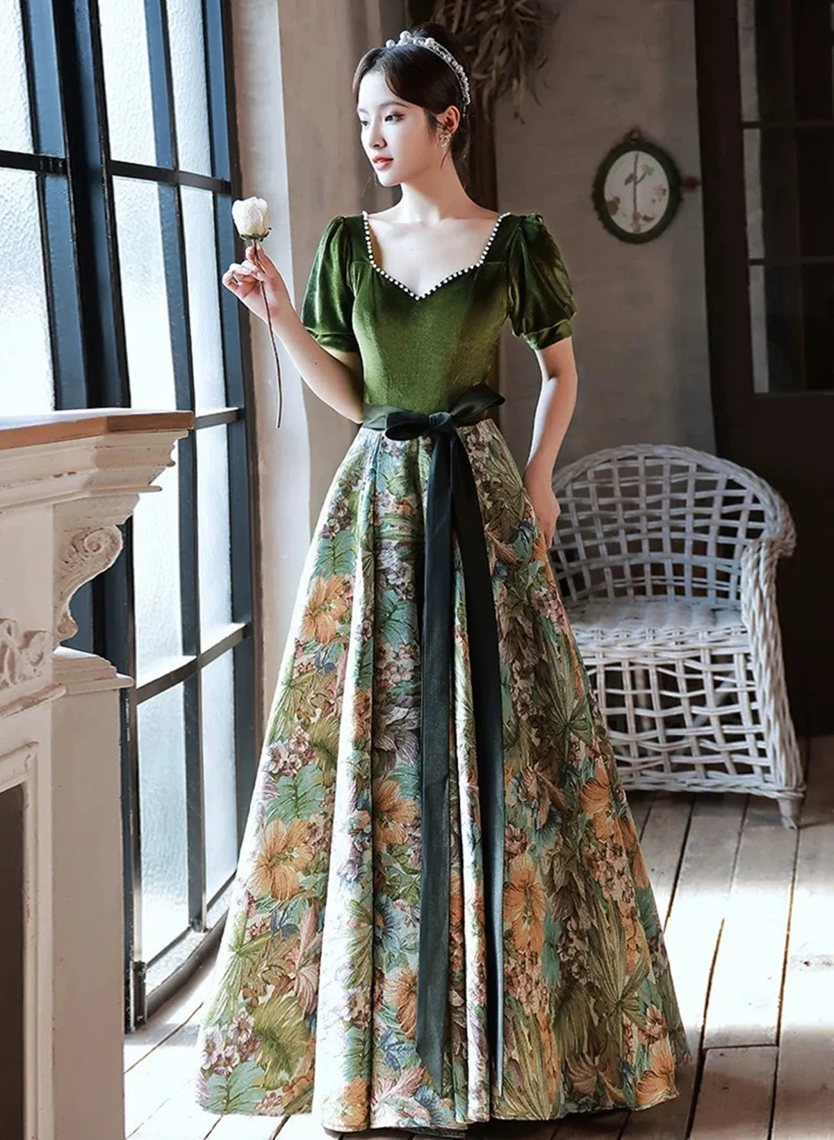 Green Velvet Floral Short Sleeves Long Prom Dress, Green Sweetheart Party Dress