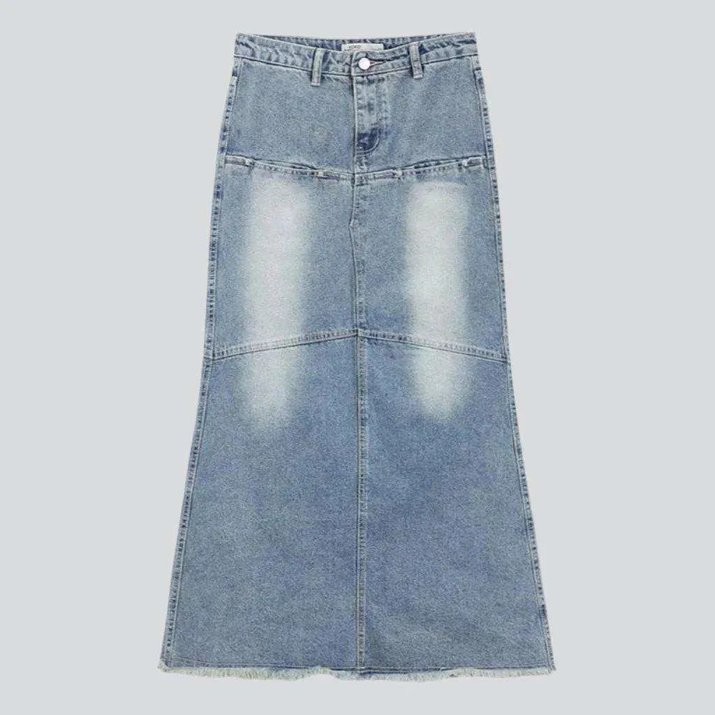 Low-waist vintage denim skirt