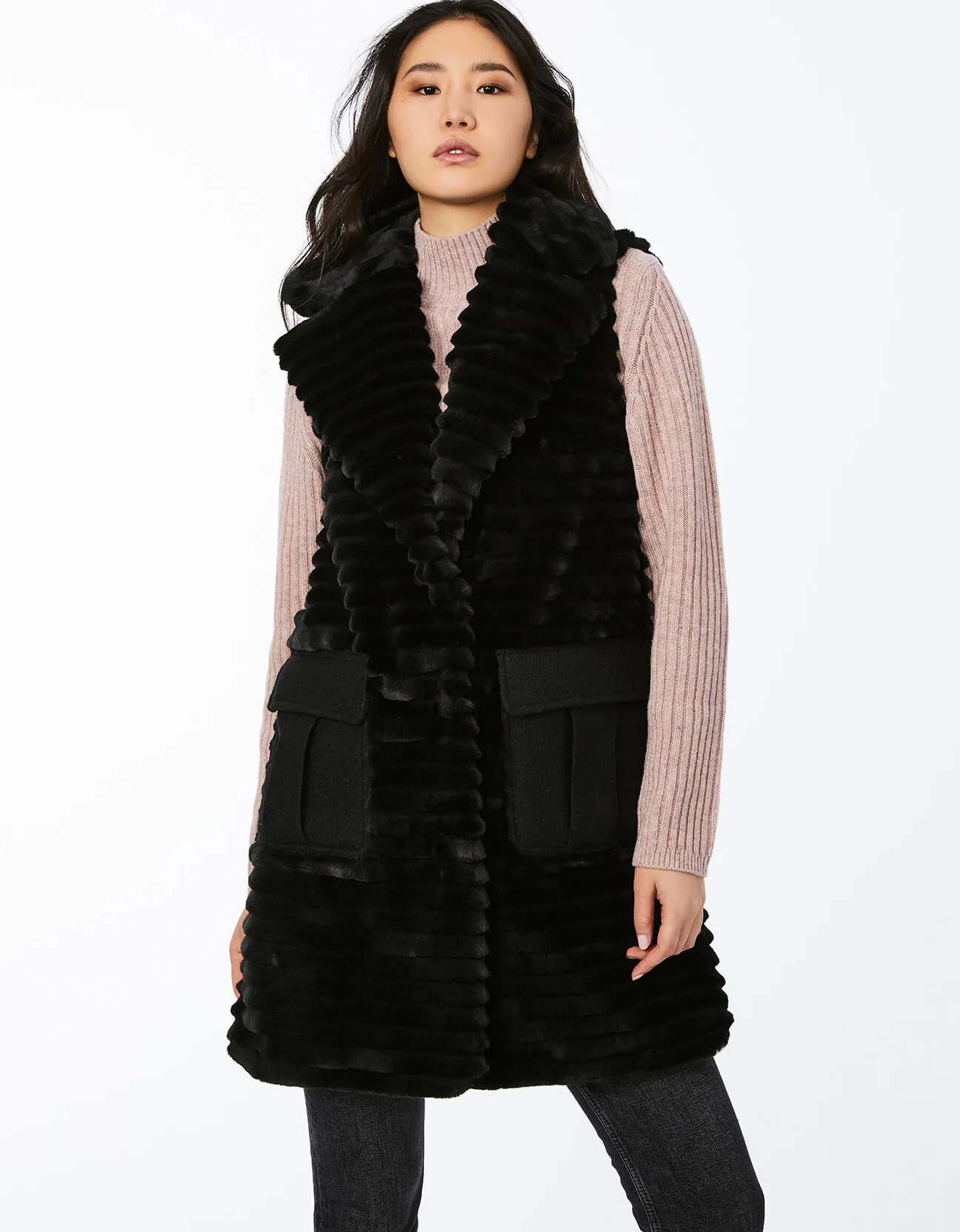 LUXE UNREAL FUR VEST