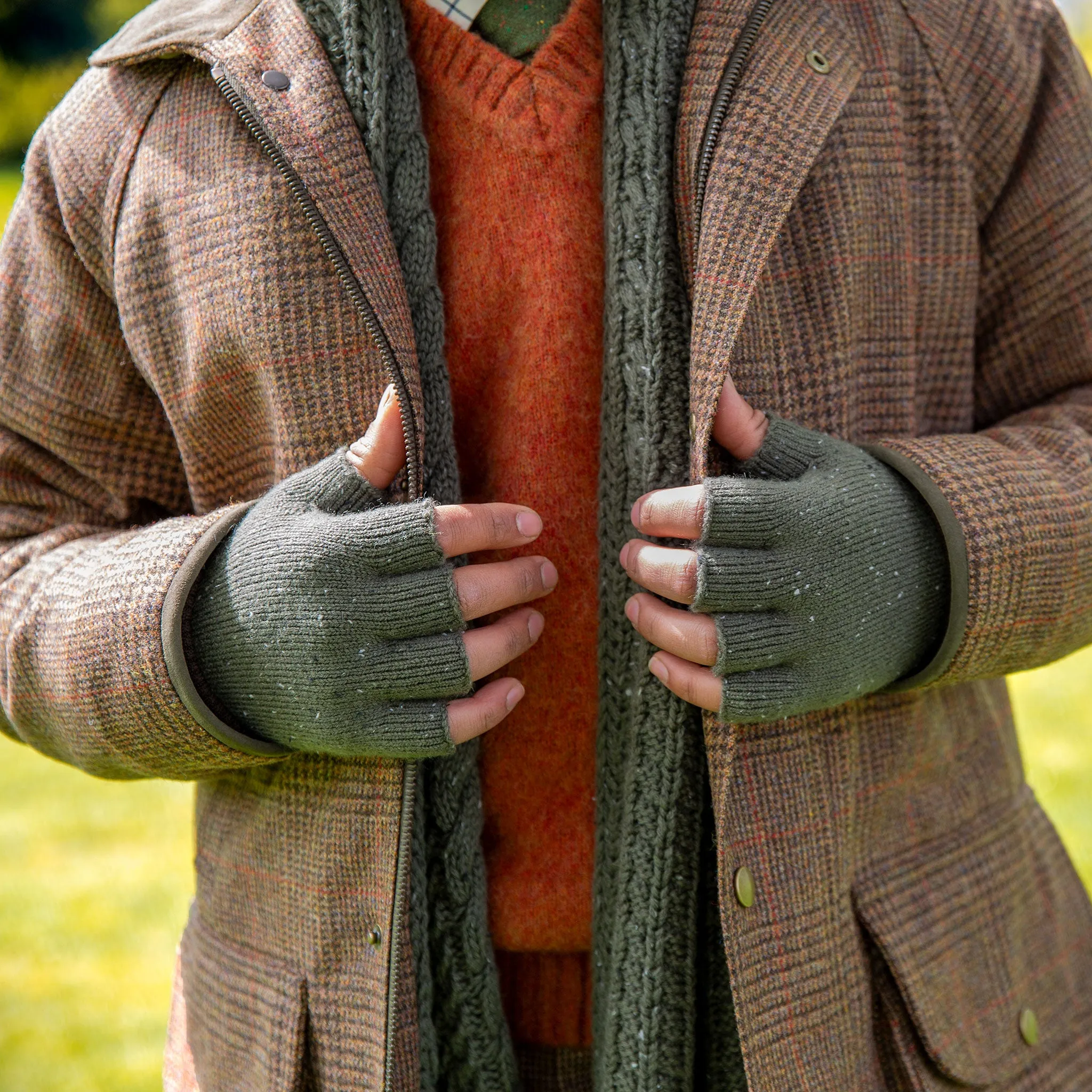 Men's Fingerless Knitted Gloves with Ribbed Cuffs