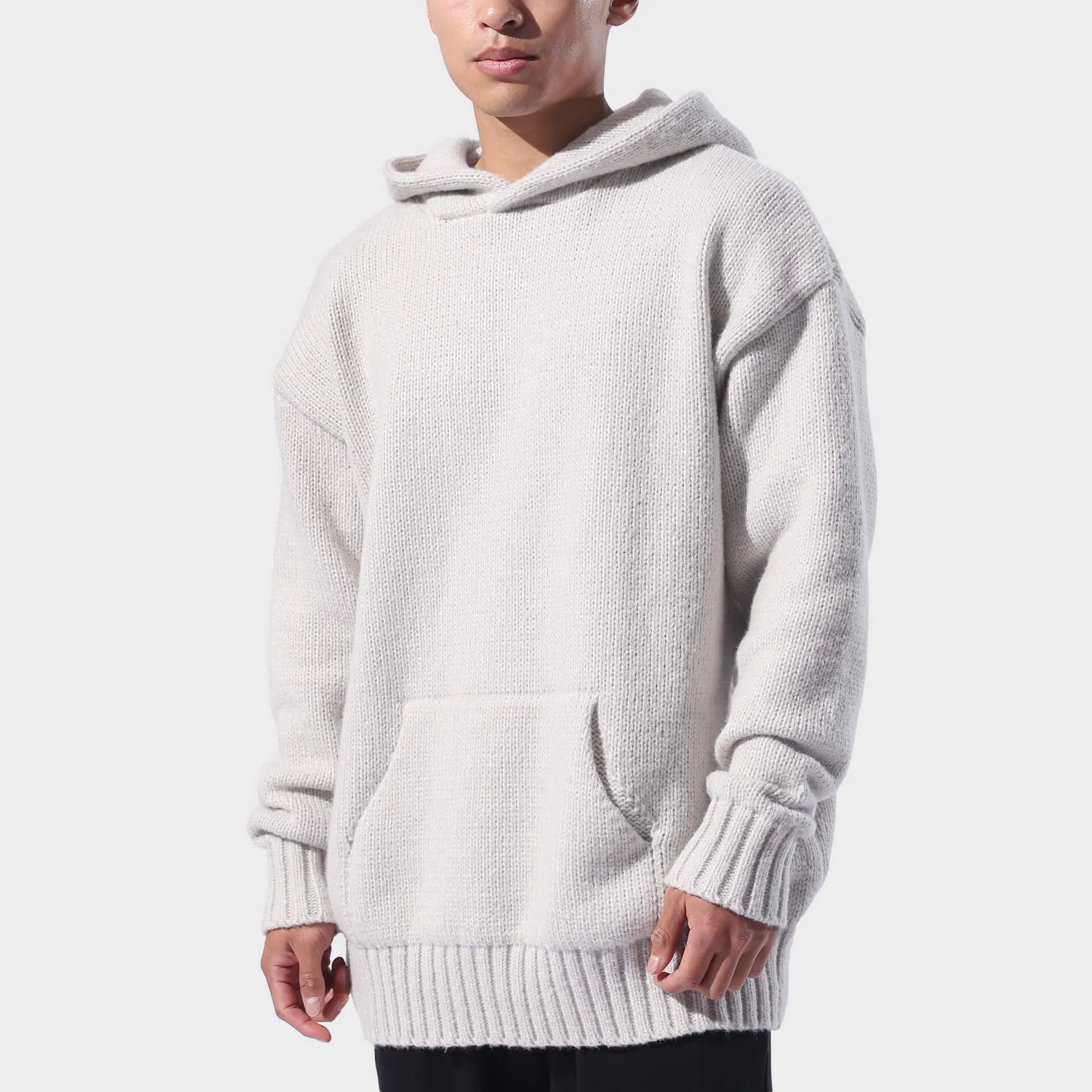 Sofuto Sweater