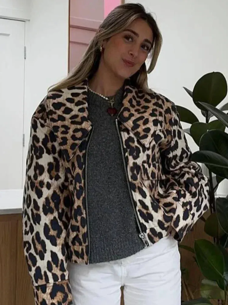 TAVIMART  -  Women Casual Leopard Print Bomber Jacket Elegant Lapel Long Sleeves Zipper Pockets Loose Coat Autumn Lady High Streetwewar