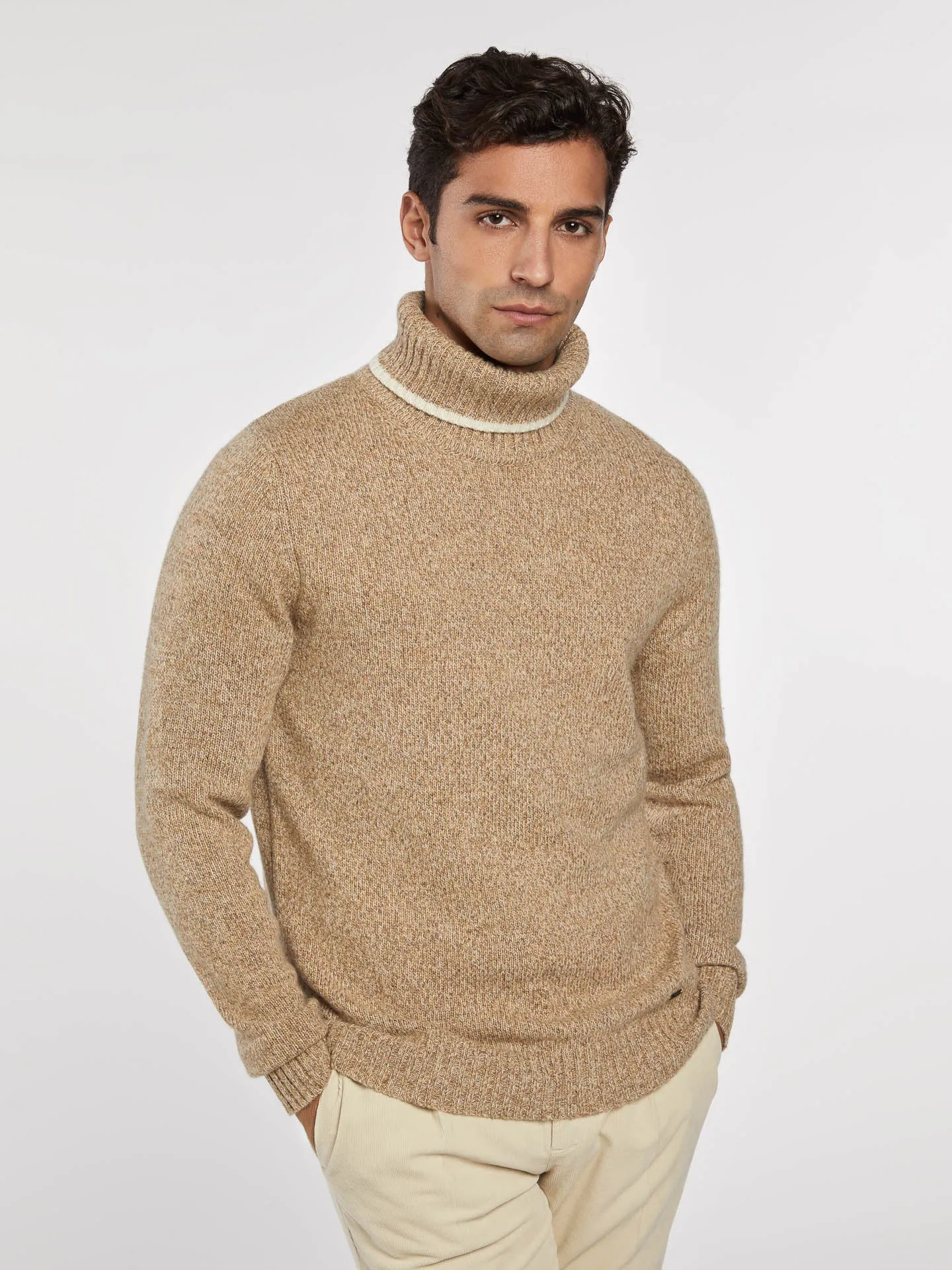 Turtle neck sweater