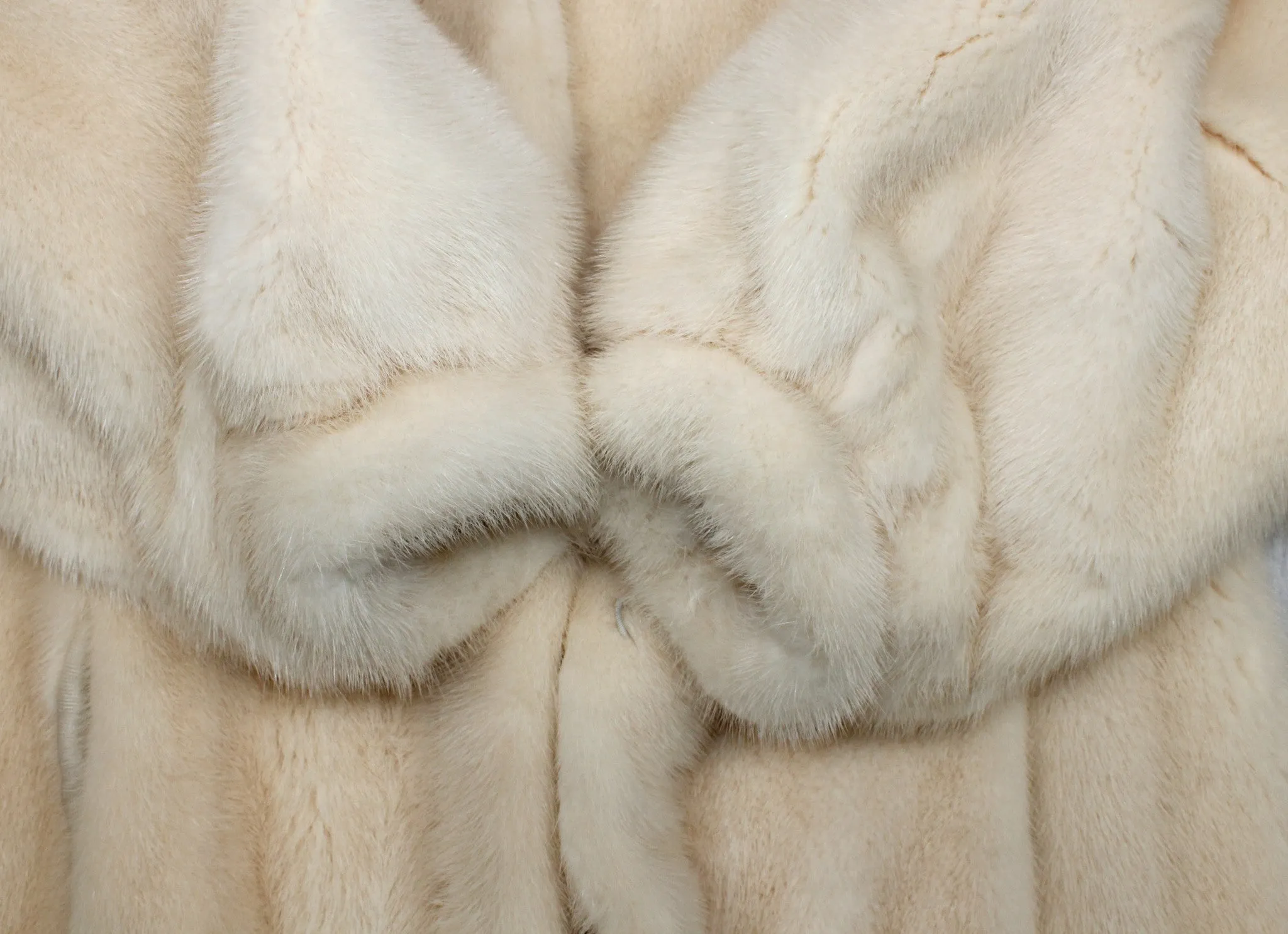 Vintage Glacial Mink Fur Jacket (Beautiful Off-White) -M